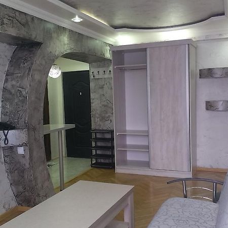 Irakli'S Apartment With Sea View Batumi Exterior foto